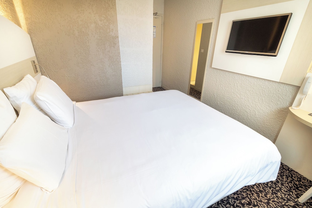 Standard Room, 1 Double Bed - Photo 8