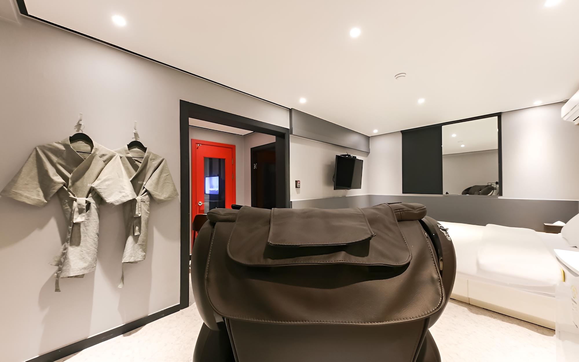 Room (Vip Karaoke Room-Massage Chair (Netfl) photo 3