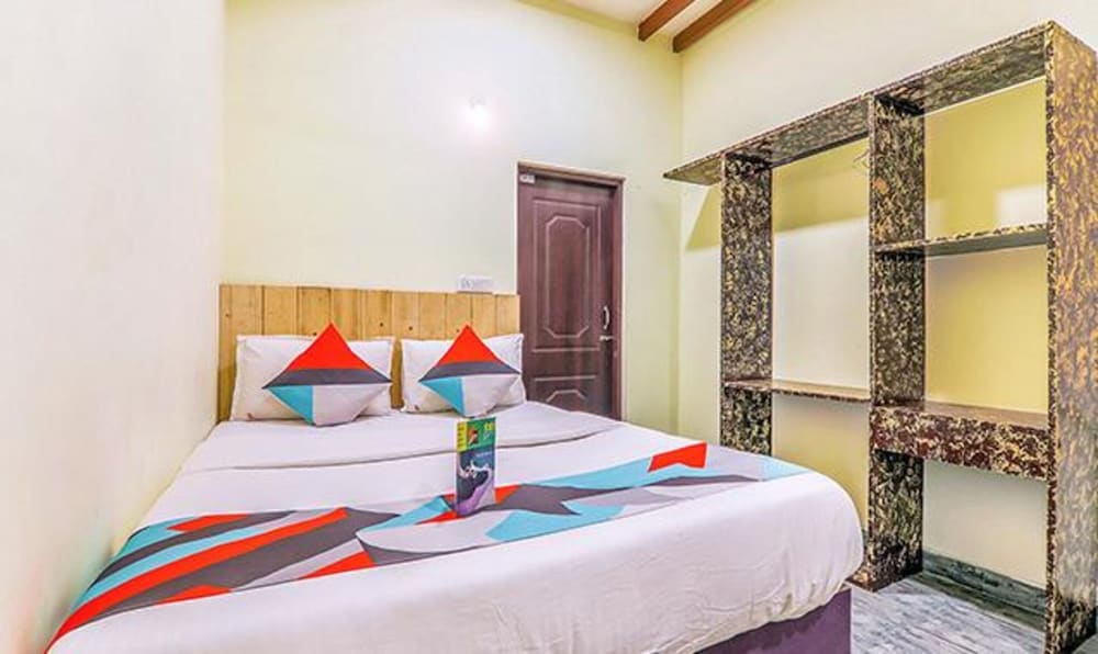Executive Room - Photo 1
