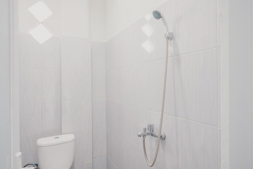 Double Room (RedDoorz) - Photo 16