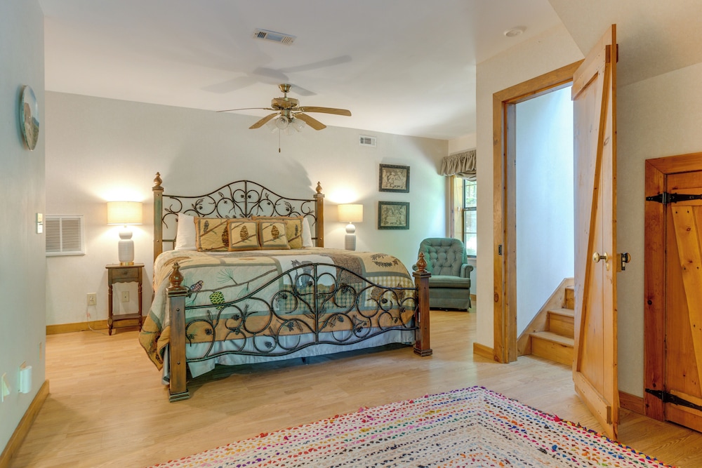 House (2 Bedrooms) photo 3