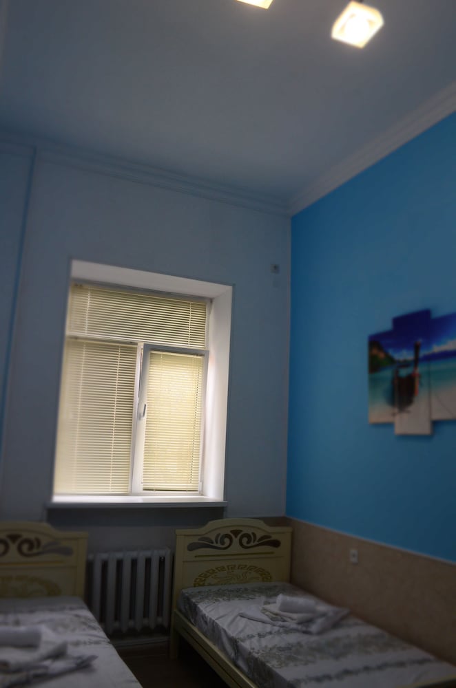 Economy Twin Room photo 2