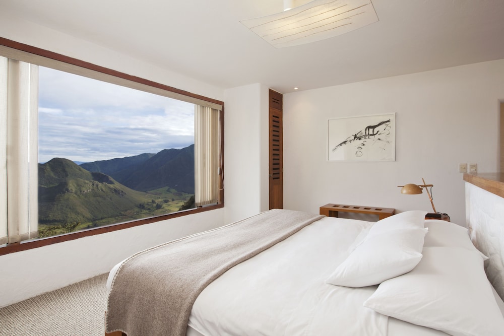 Luxury Suite, Balcony, Mountain View photo 1