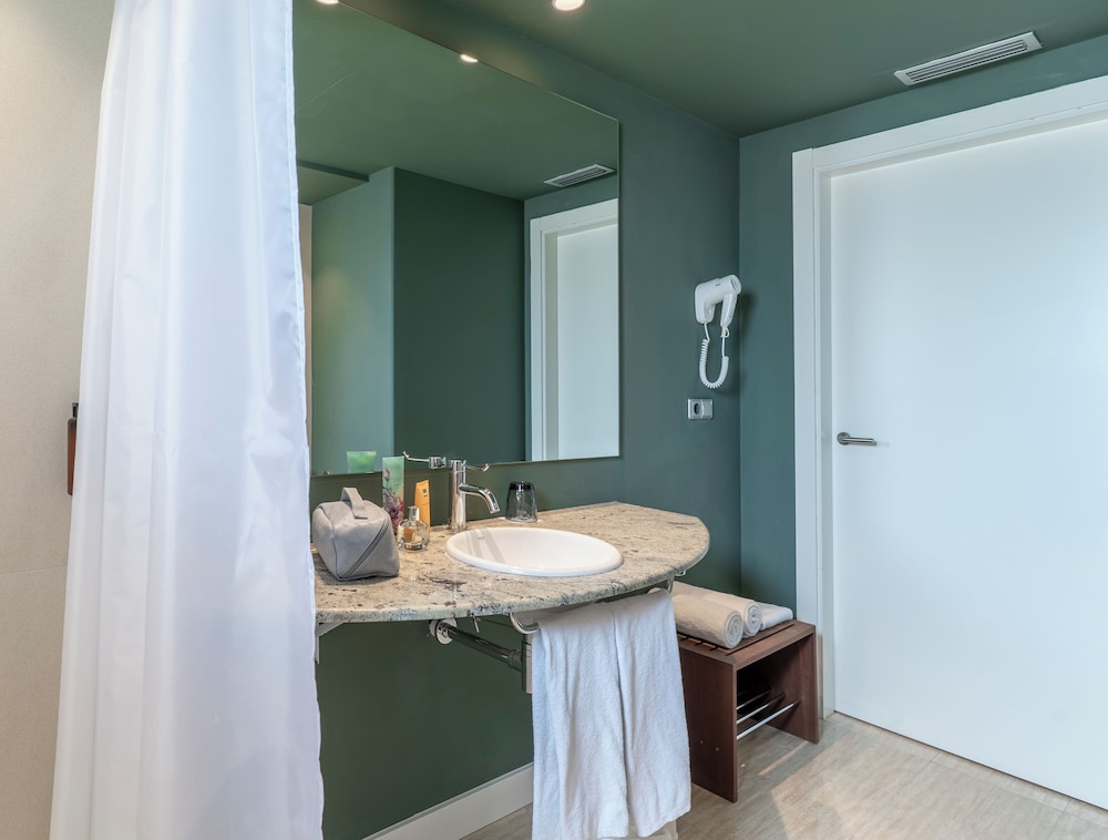 Superior Double Room - Photo 12