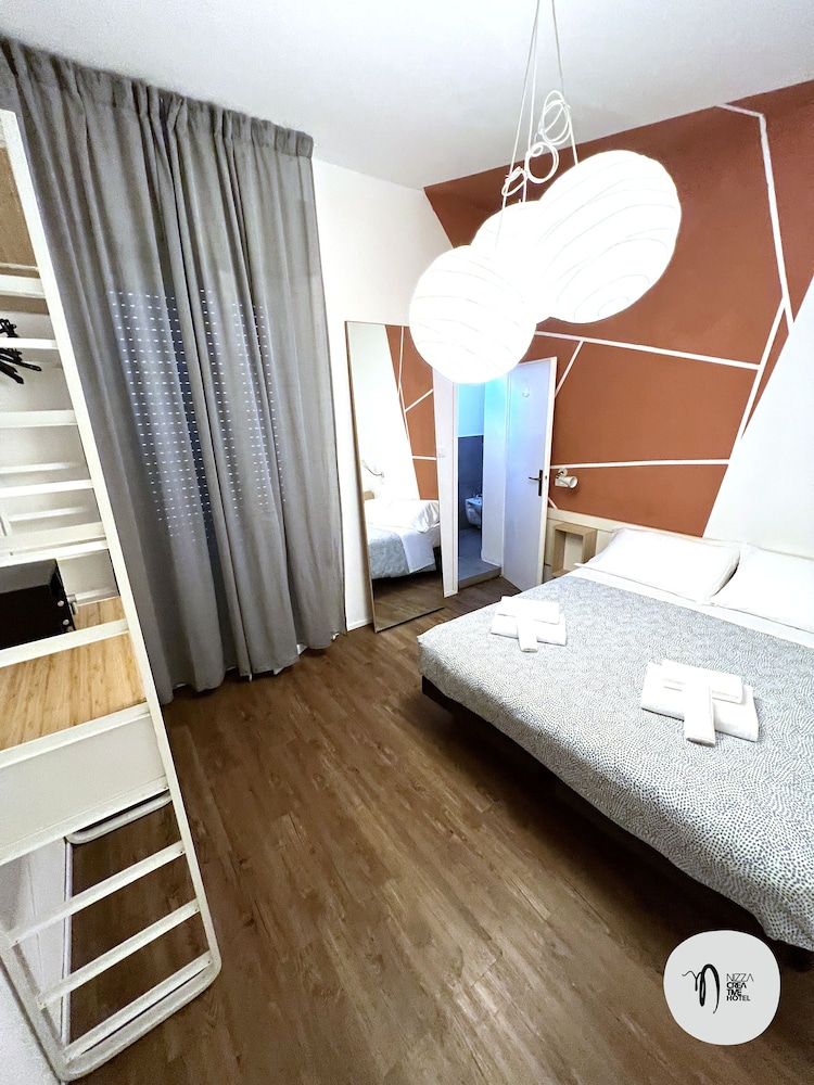 Panoramic Double Room photo 2