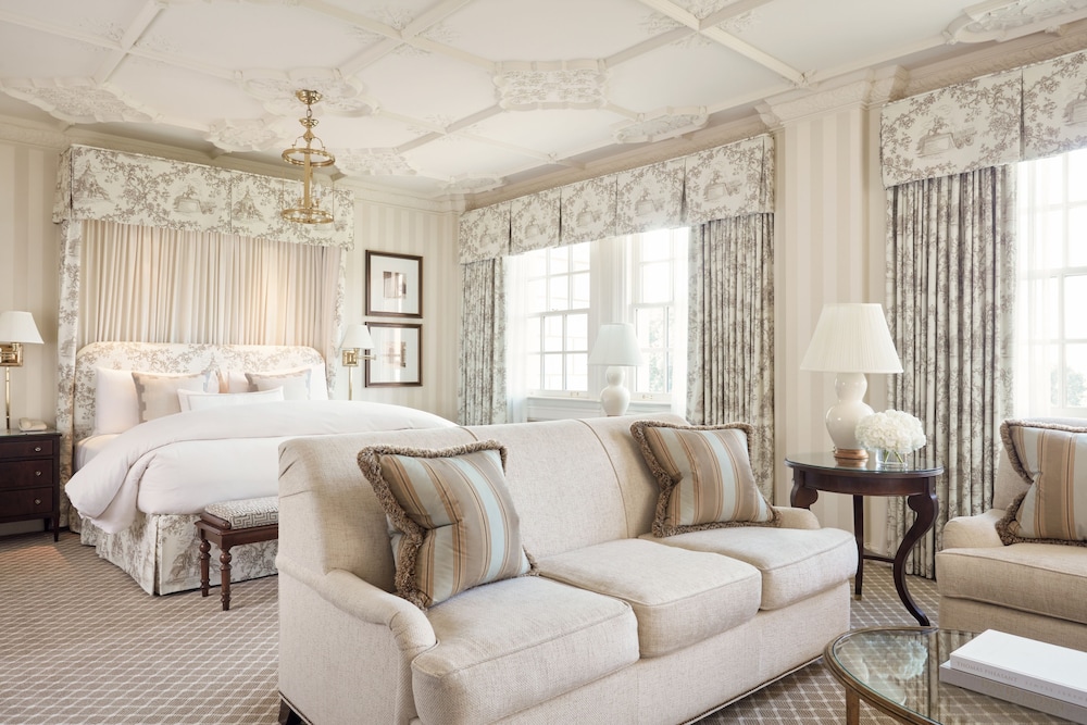 Junior Suite, Park View (Lafayette)