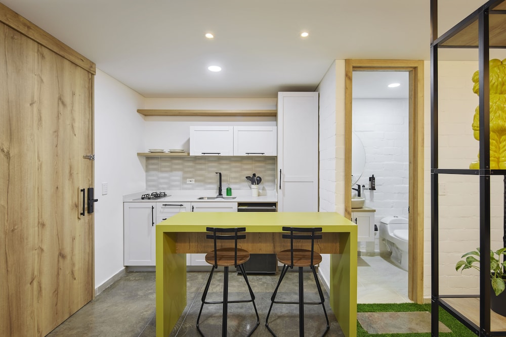 Standard Studio Suite photo 2