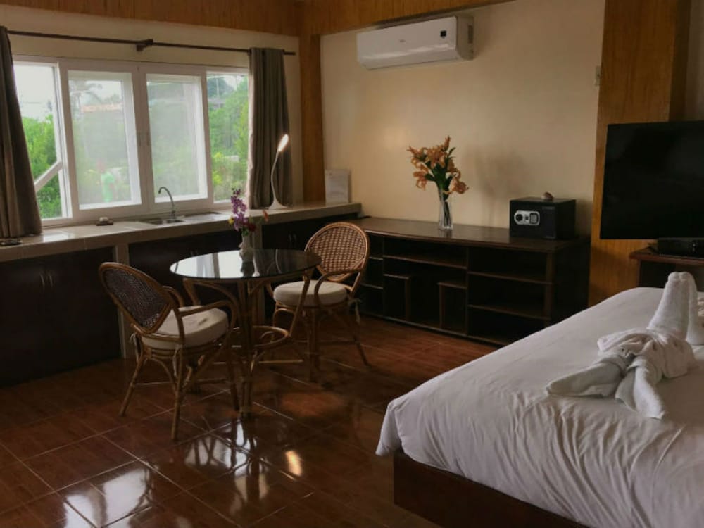 Villa photo 3