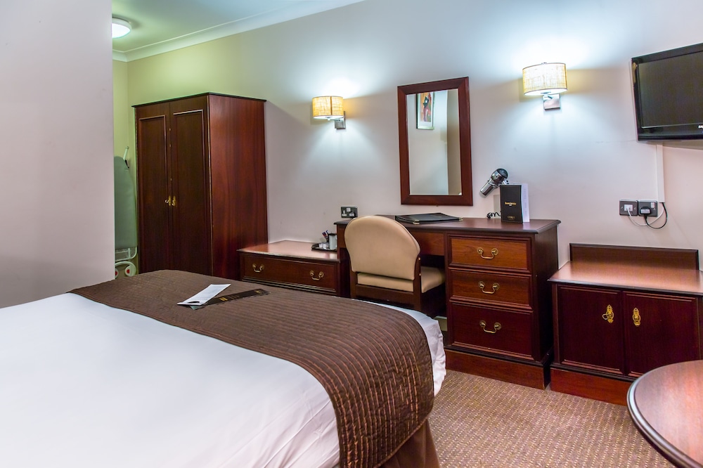 Family Quadruple Room, Multiple Beds photo 2