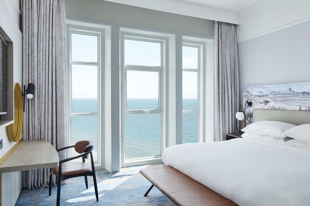 Suite, 1 Bedroom, Sea View - Photo 1