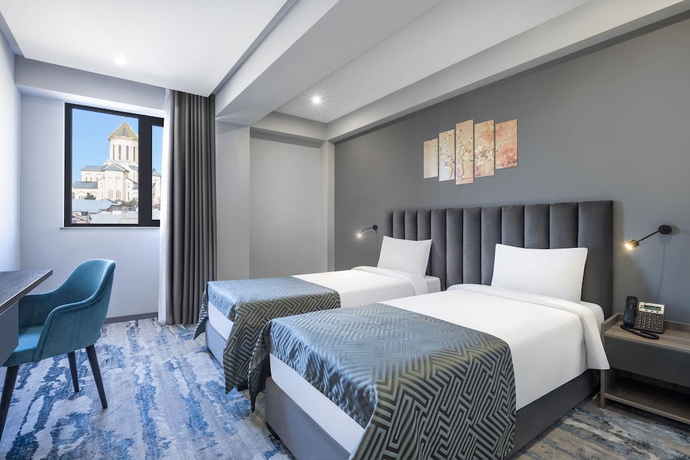Economy Twin Room - Photo 1
