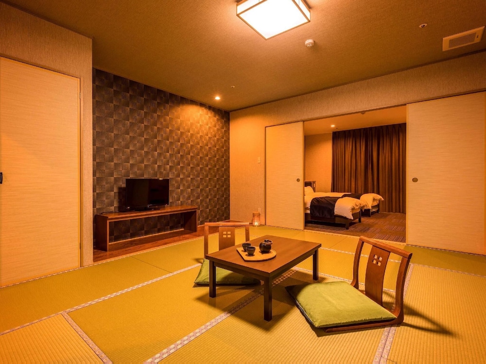 Standard Japanese Western 2-Room Room without Bath (No View), Non-Smoking photo 1