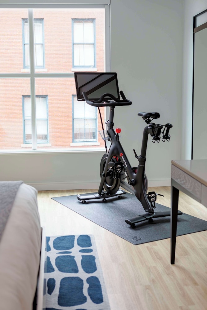 Room, 1 King Bed (Fitness) - Photo 7