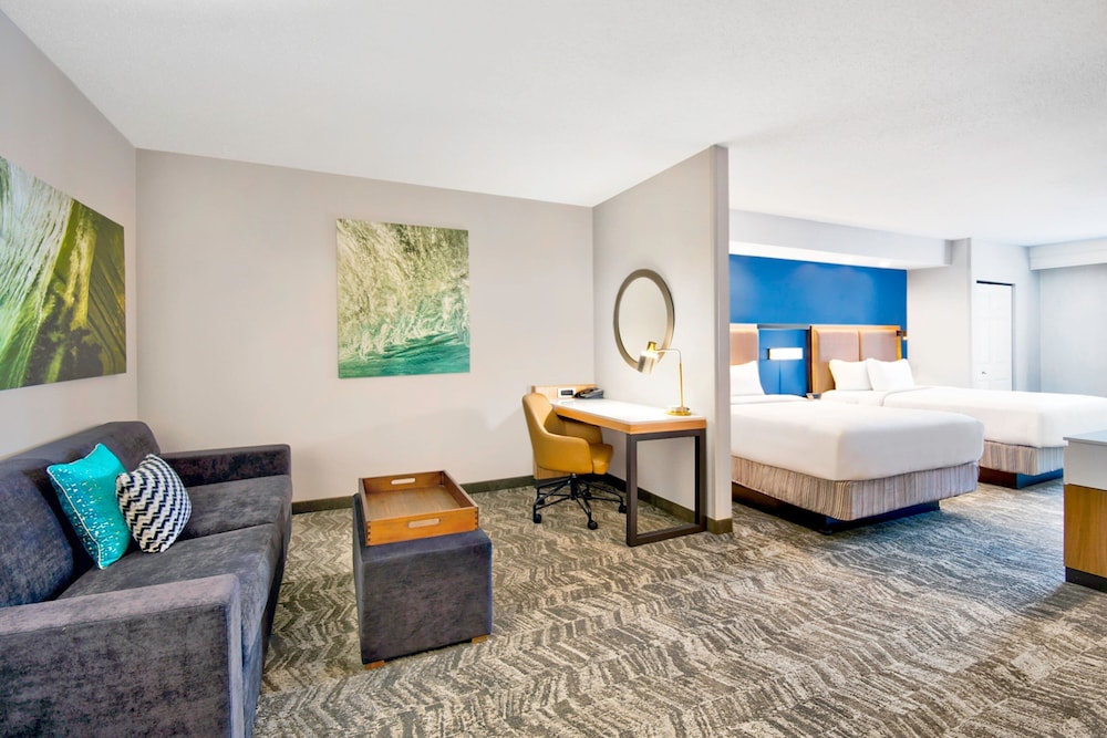 Suite, Multiple Beds photo 2