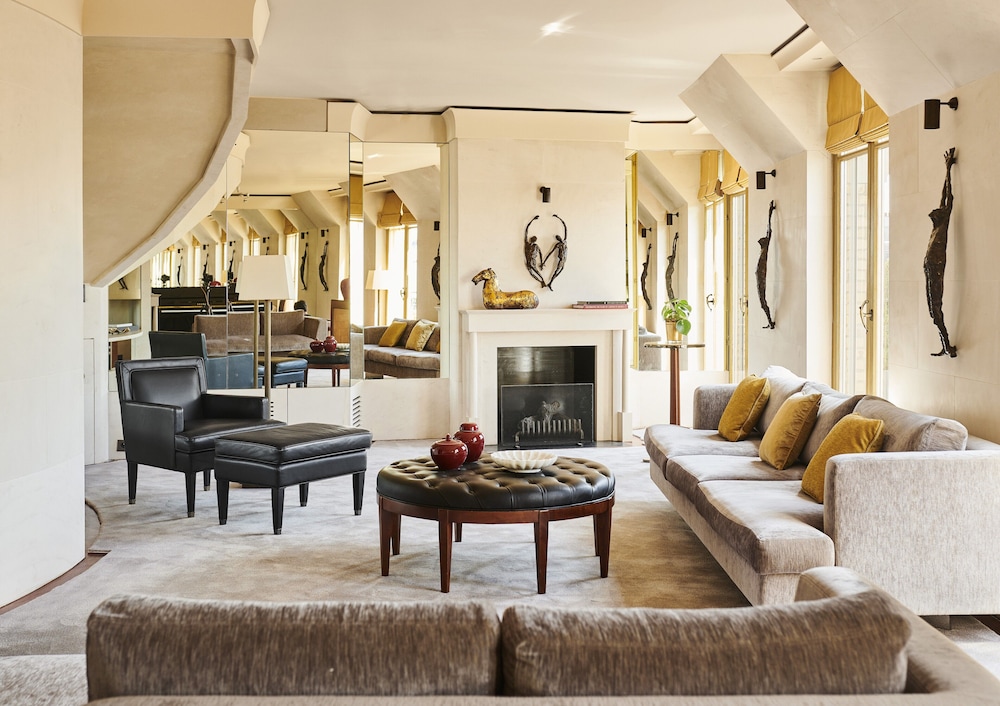 Presidential Suite