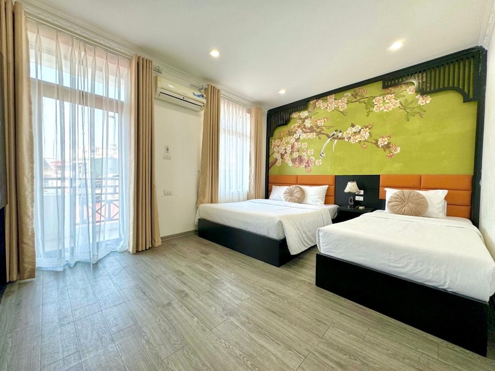 Triple Room, Balcony, City View
