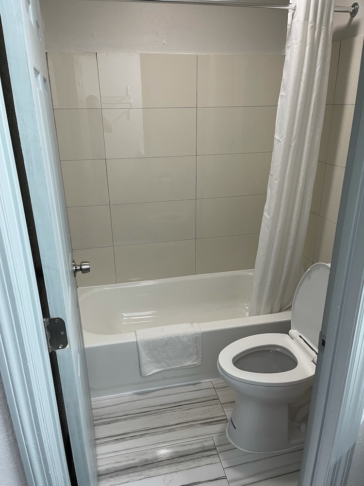 Standard Single Room, Non Smoking photo 2