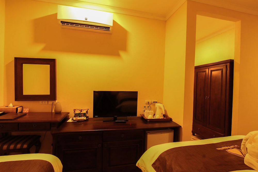 Standard Twin Room photo 2