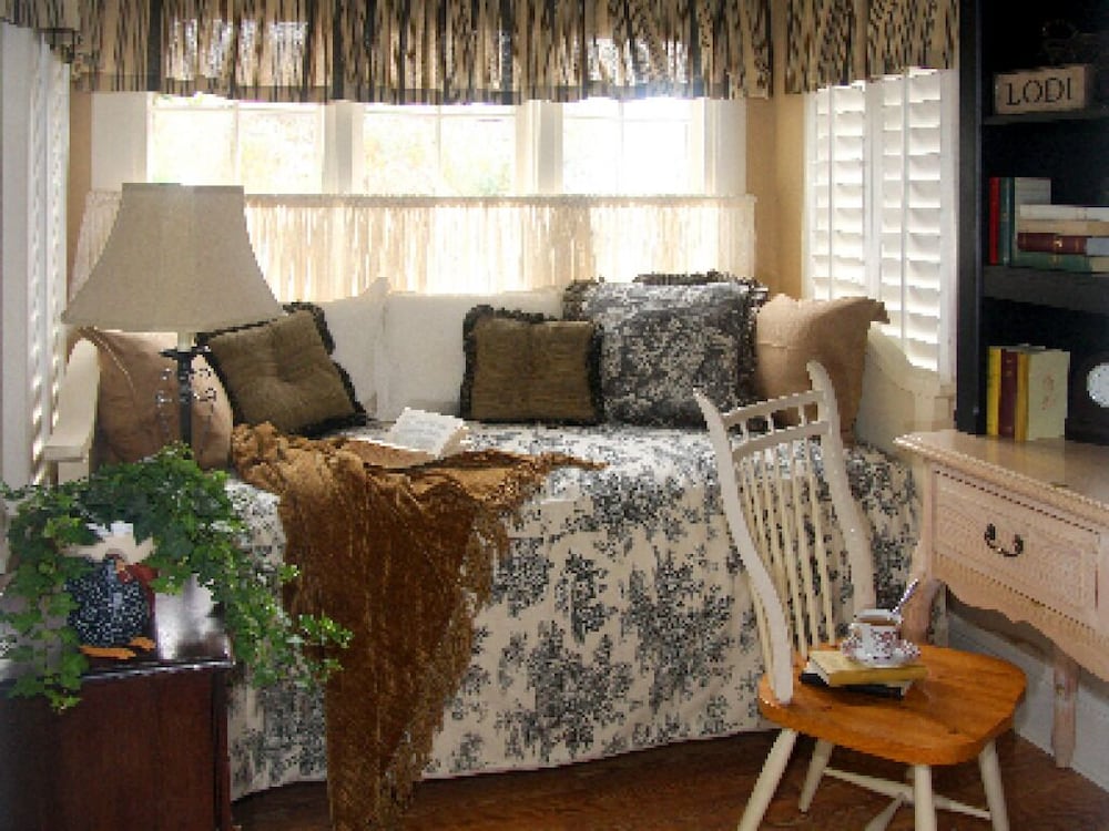 Standard Cottage, Ensuite (Vintner's) photo 2