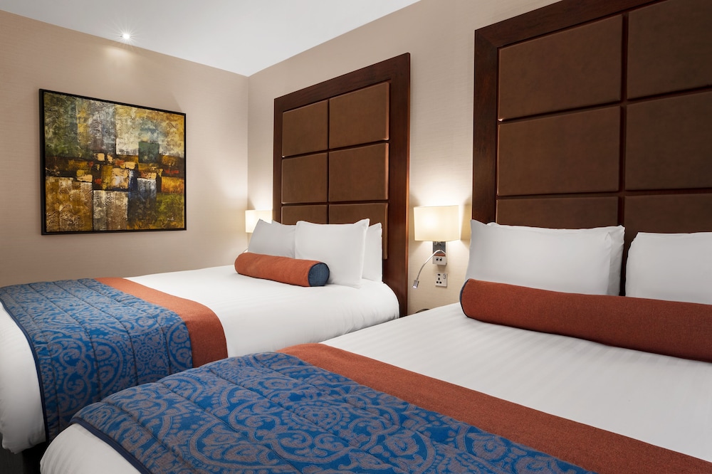 Superior room with 2 Queen beds