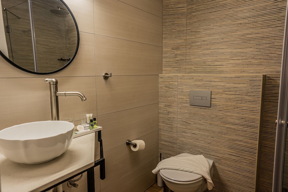 Elite Studio Suite photo 3