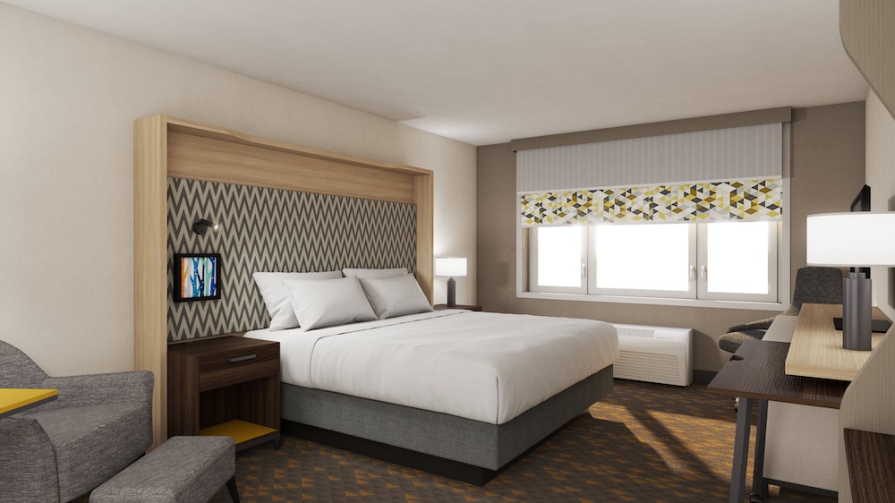 Standard Room, 1 King Bed, Mobility Accessible (Accessible Tub) - Photo 3