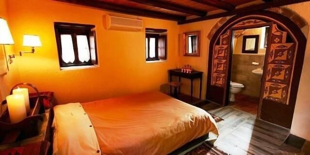 Standard Quadruple Room (Castle) photo 1