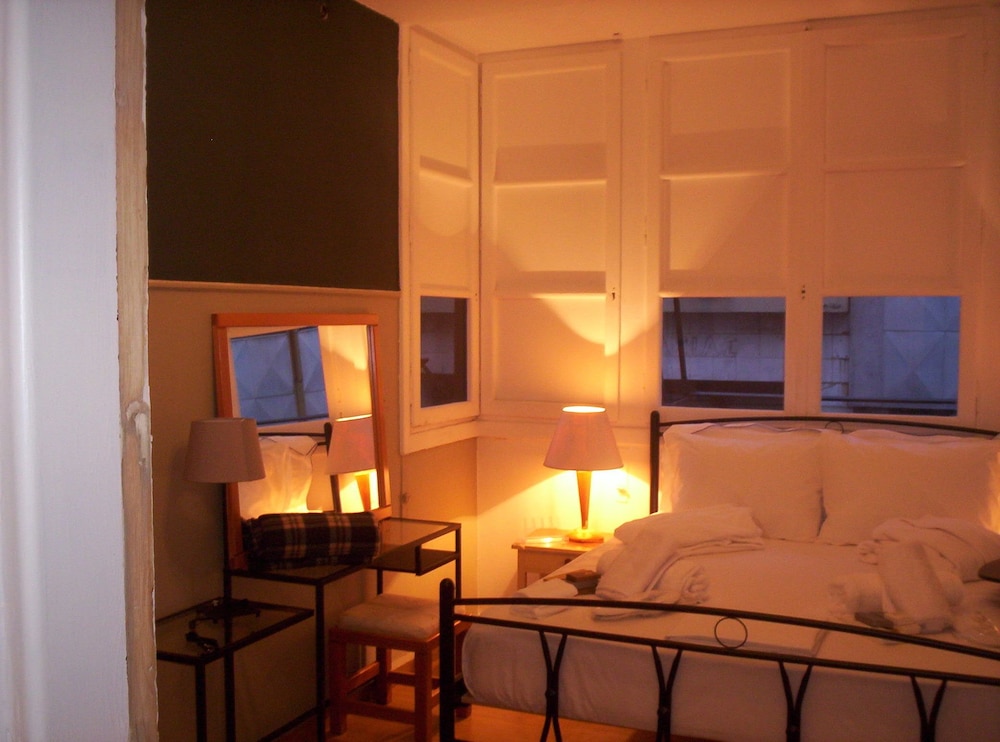 Royal Double Room, 1 Queen Bed, Shared Bathroom