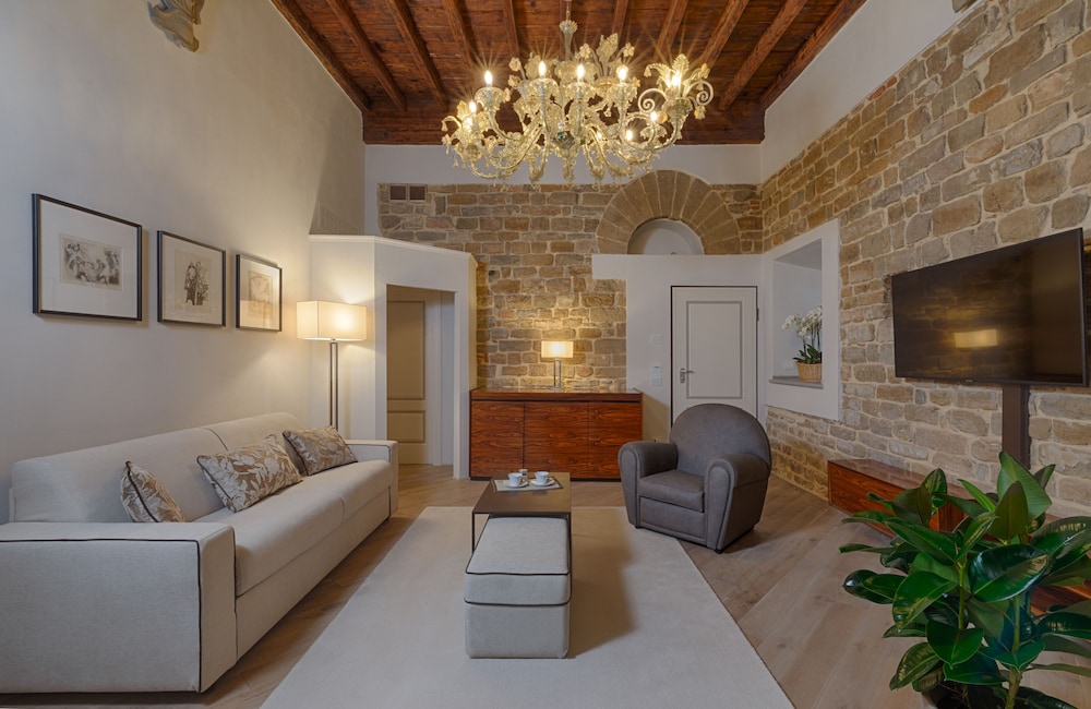 Exclusive Suite, 1 Bedroom, Terrace, City View (Buonarroti) thumbnail 5