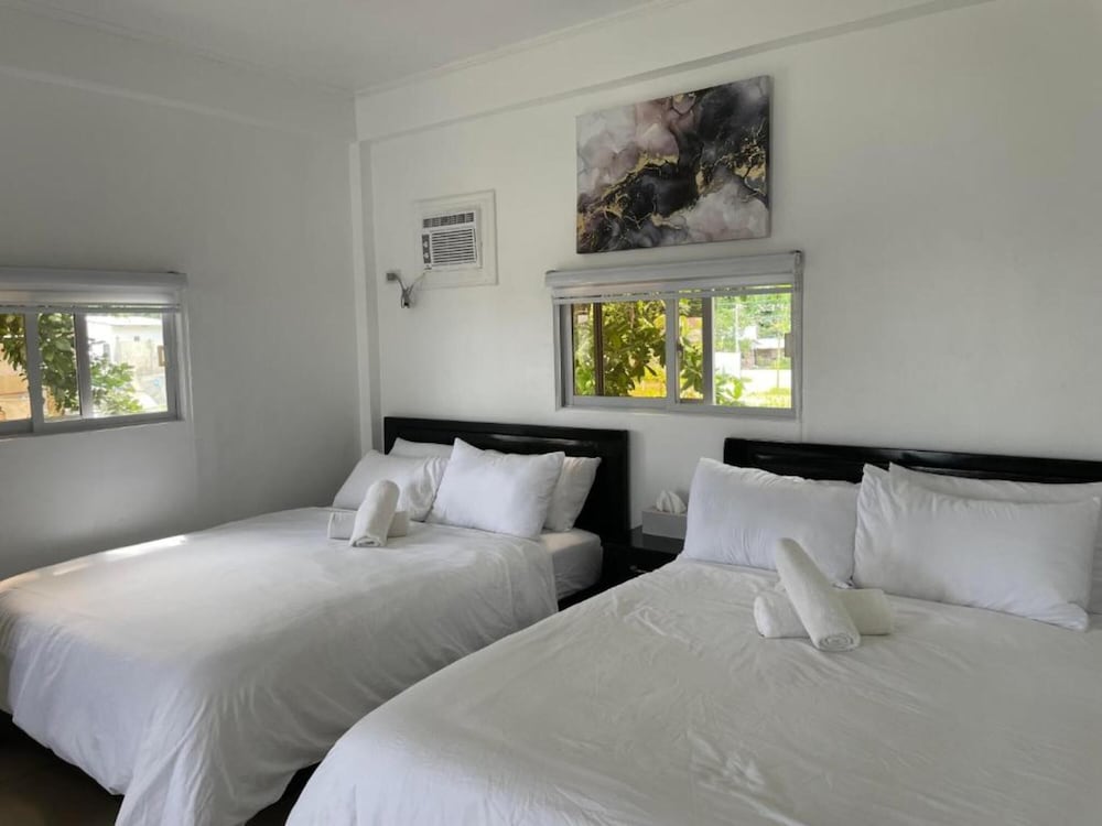Superior Studio Suite, Balcony, Beach View photo 3