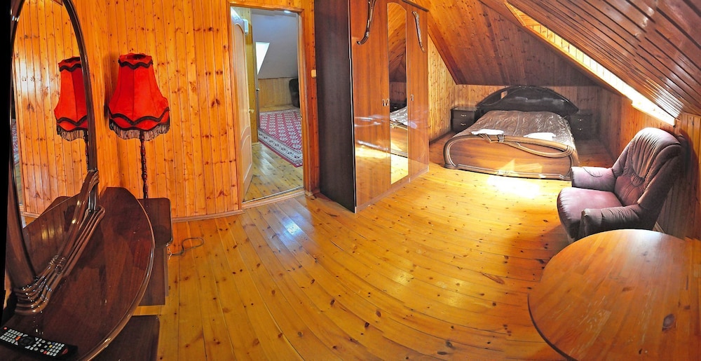 Family Room (Bldg. 3) photo 1