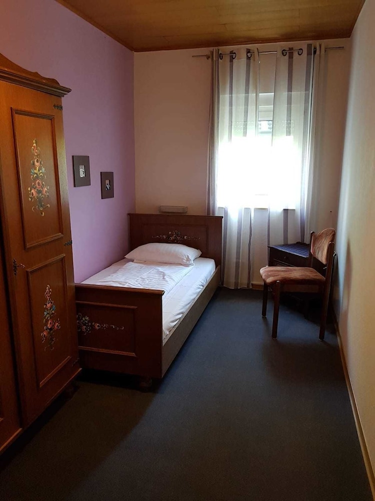 Standard Single Room photo 2