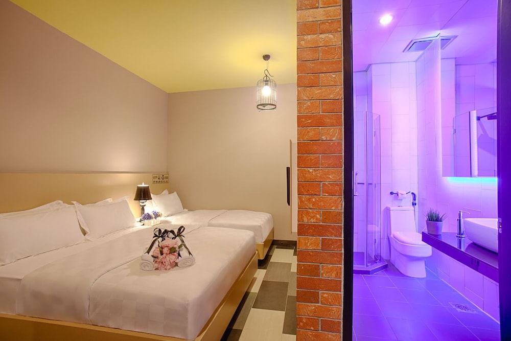 Superior Triple Room photo 3