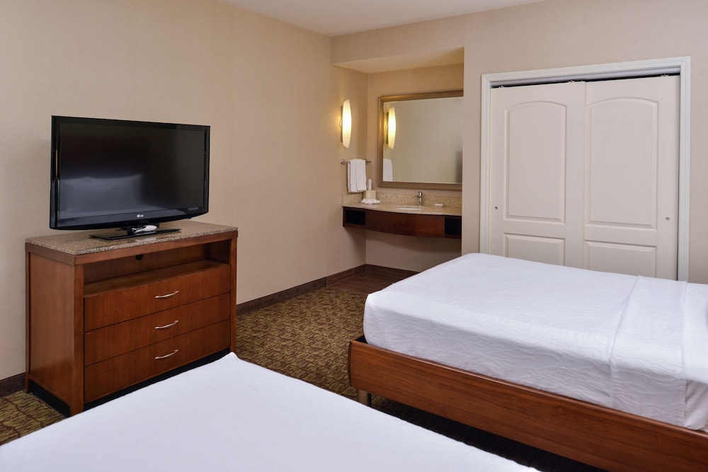 Suite, Accessible - Photo 5