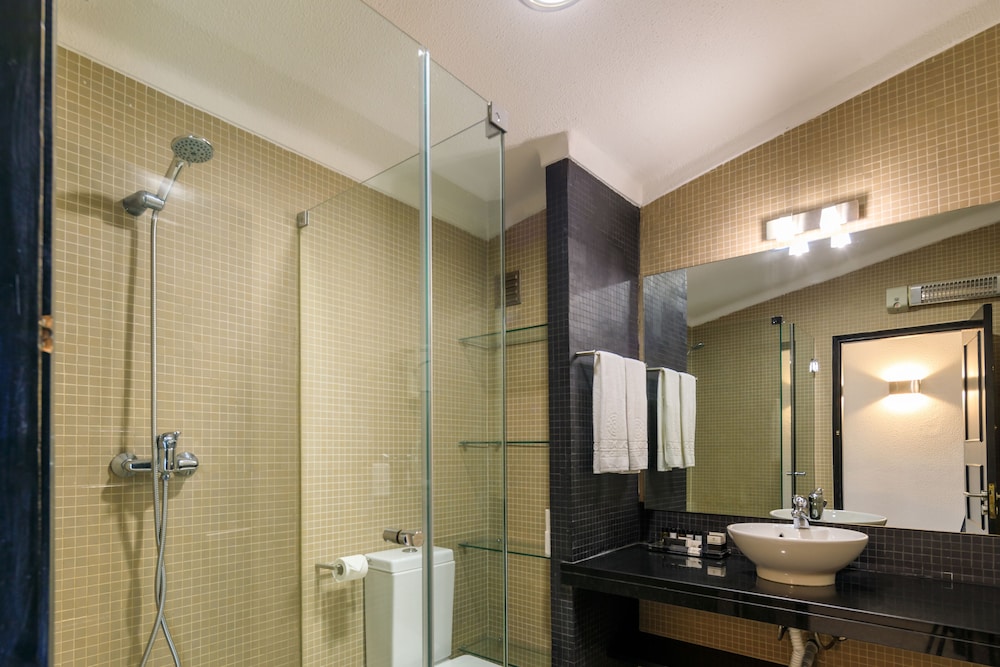Standard Apartment, 2 Bedrooms - Photo 11