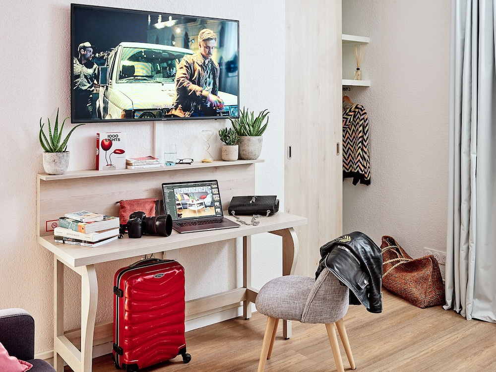 Apartment, 2 Bedrooms, Kitchenette photo 1