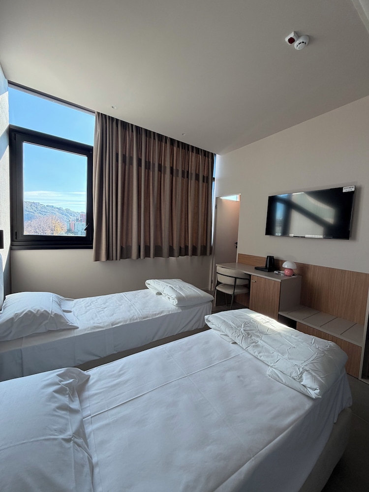 Standard Twin Room, City View