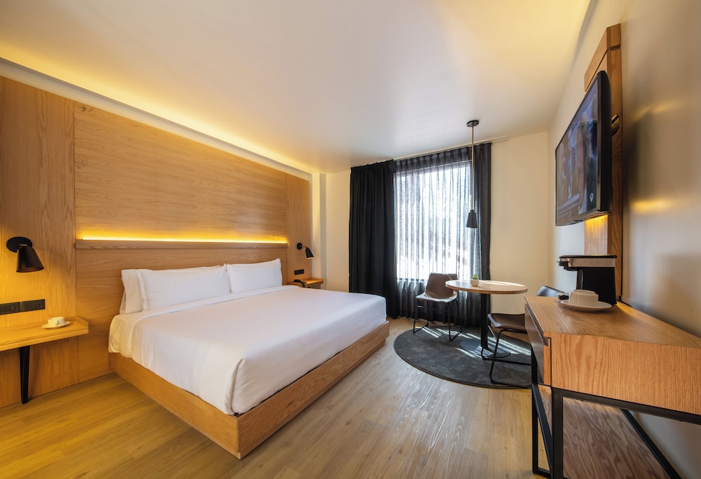 Standard Room - Photo 2