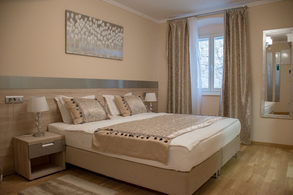 Basic Double or Twin Room (Run of the House)