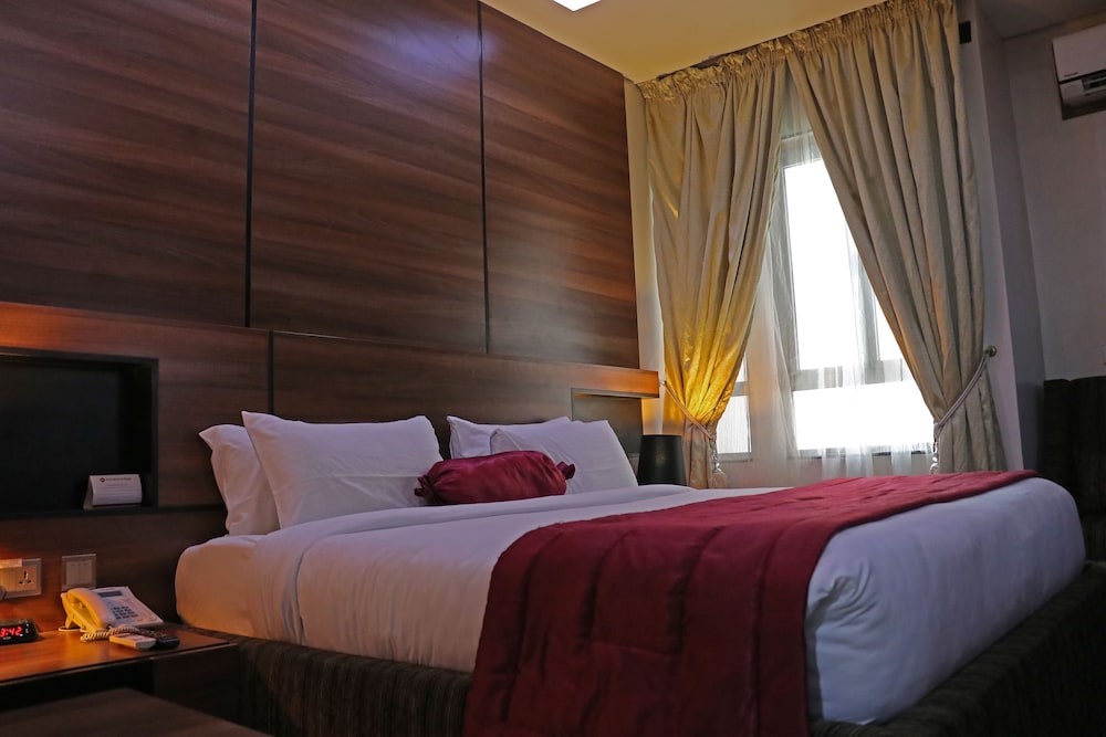 Executive Room photo 1