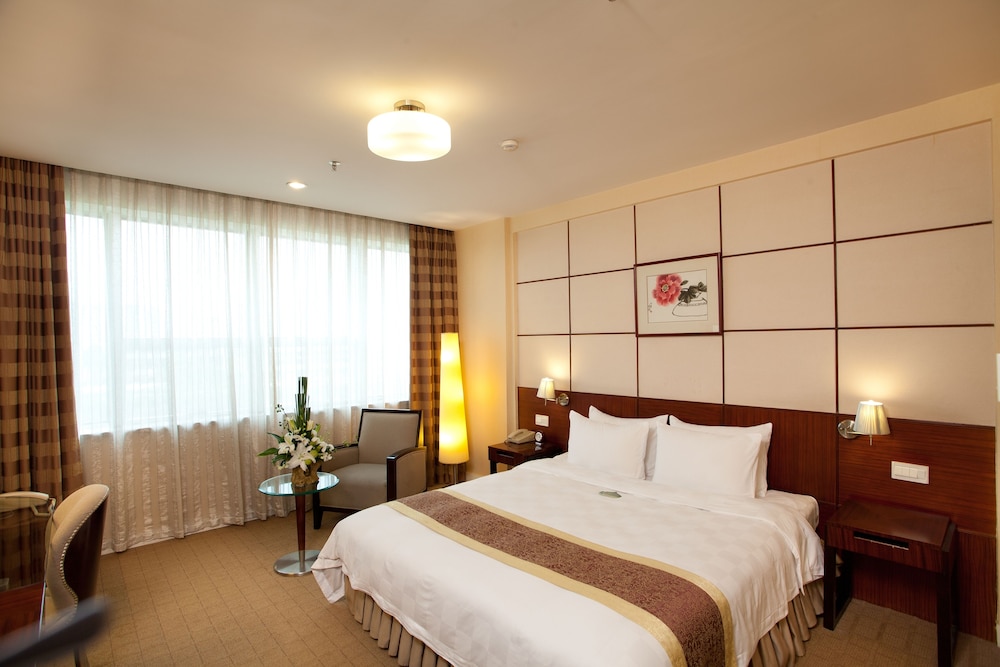 Standard Twin Room - Photo 2