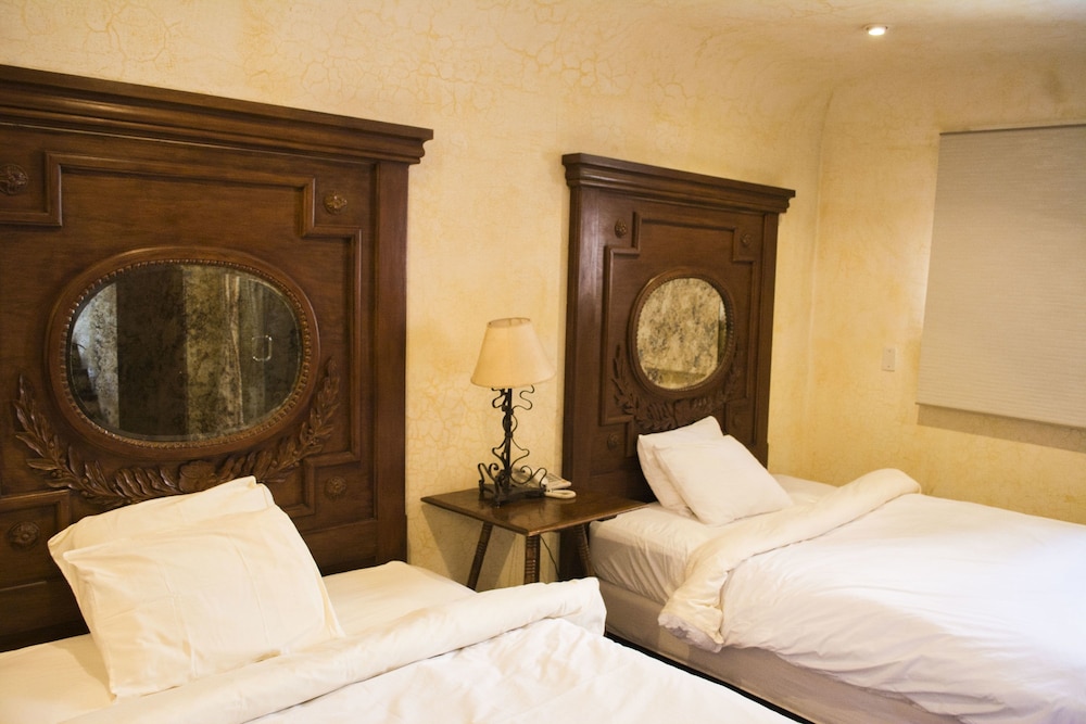 Standard Suite, 2 Double Beds (Embrujo) photo 1