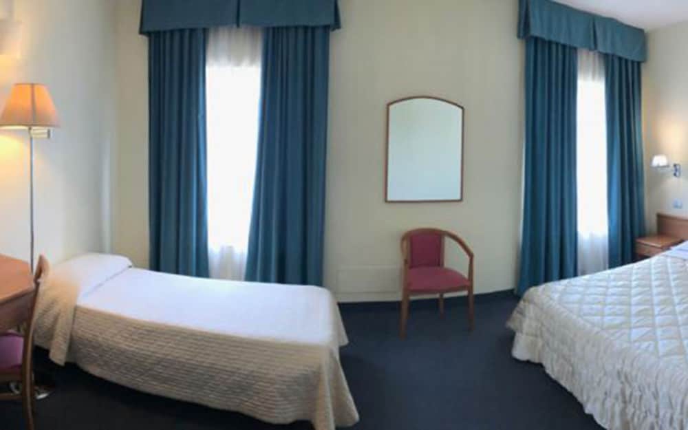 Triple Room photo 3