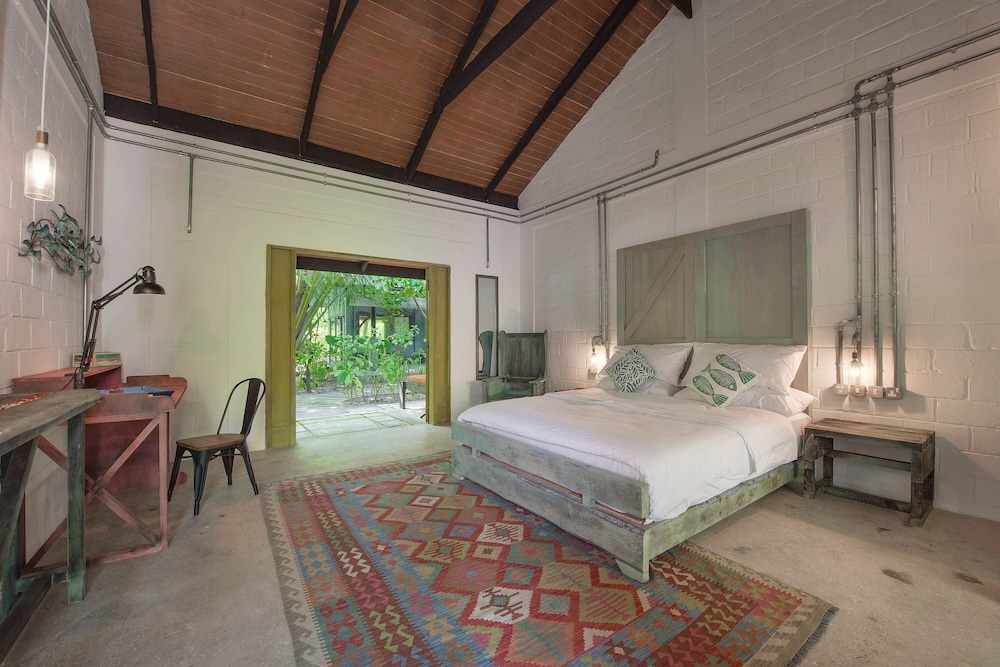 Jungle Retreat photo 2