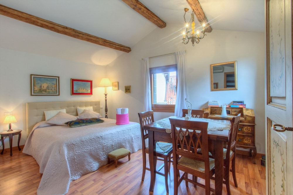 Grand Suite, Terrace, Canal View (up to 4 people) photo 1
