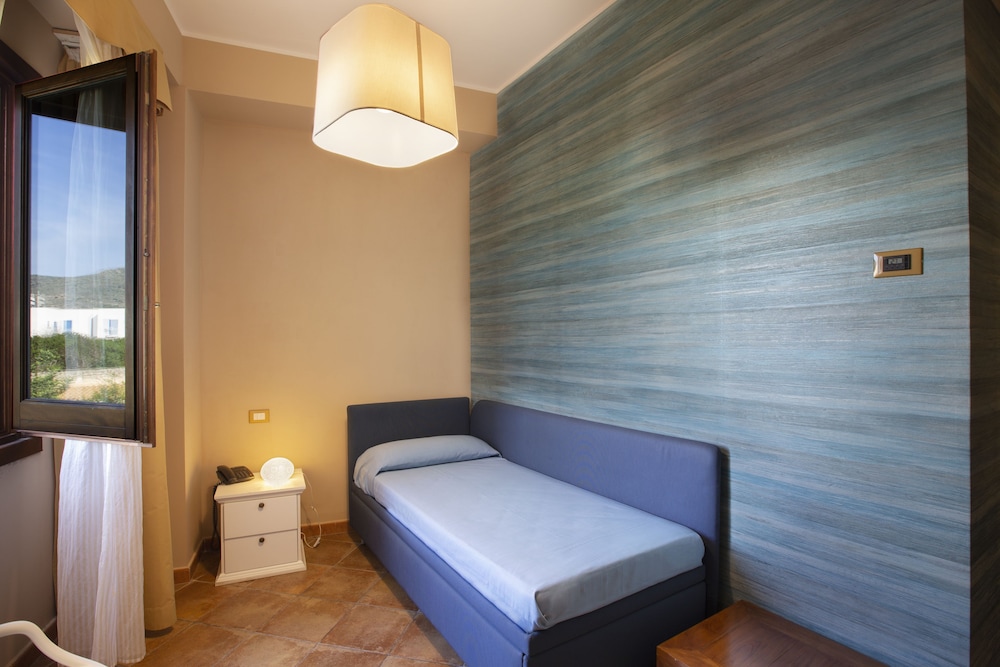Standard Single Room photo 2
