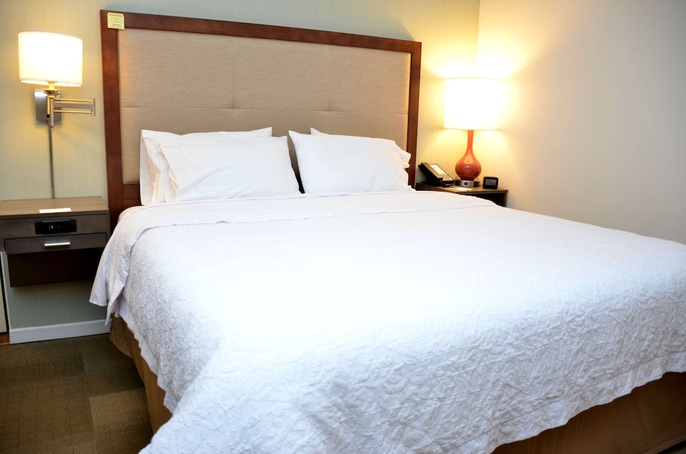 Room, Accessible (Hearing)
