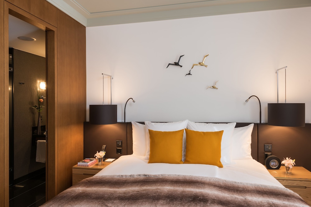Deluxe Room (Heritage Alpine, 33 sqm | 355 sqf) photo 2