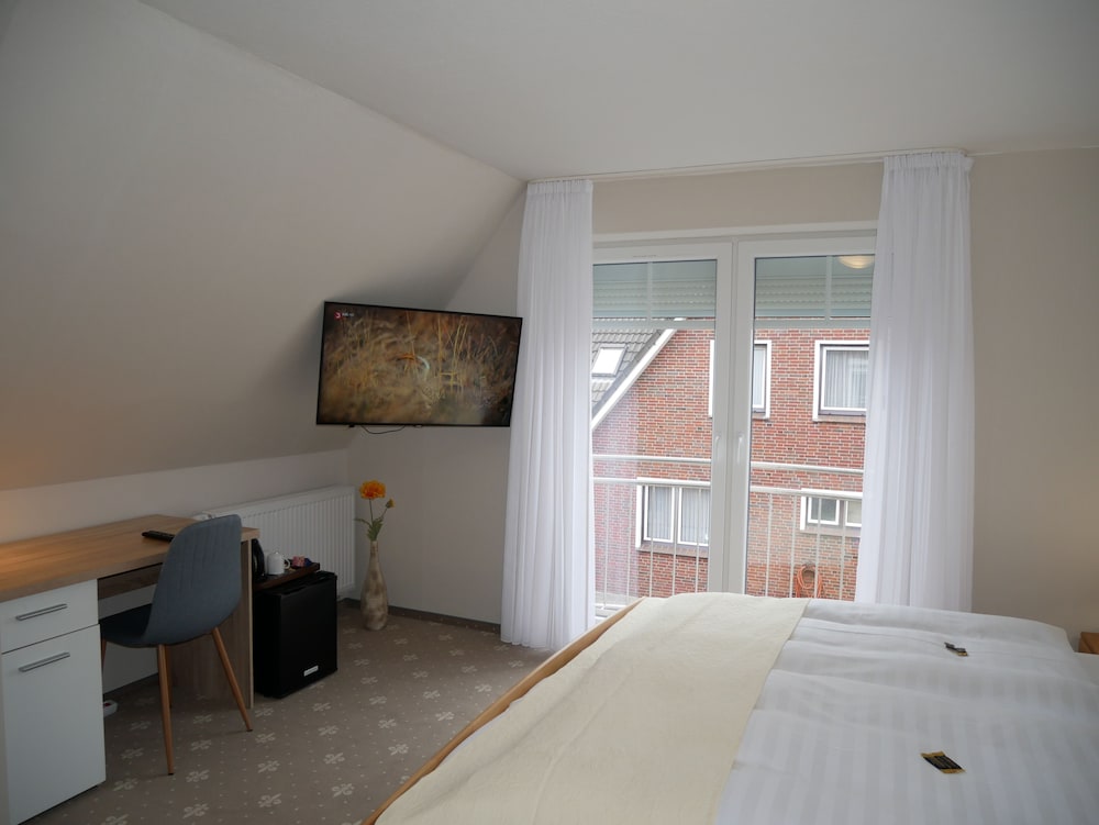Double Room (without Balcony)