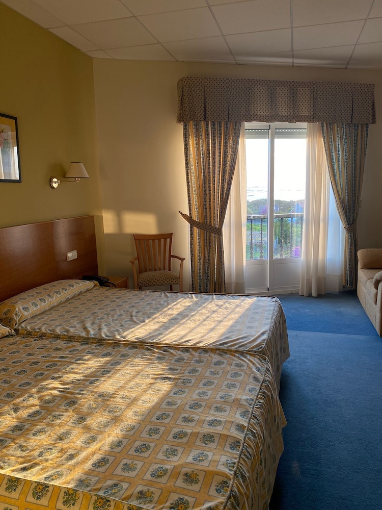 Comfort Twin Room